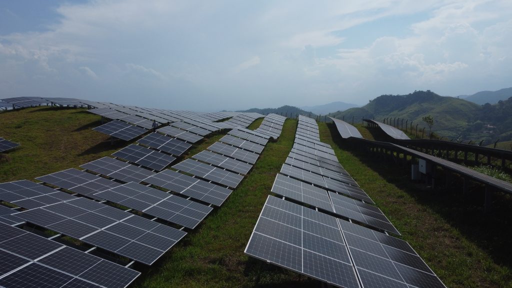 Como funciona um painel solar?